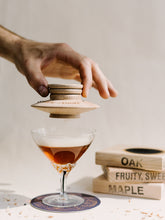 Load image into Gallery viewer, Smoking Saucer Set