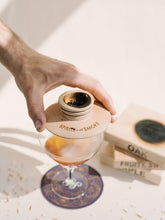 Load image into Gallery viewer, Smoking Saucer Set